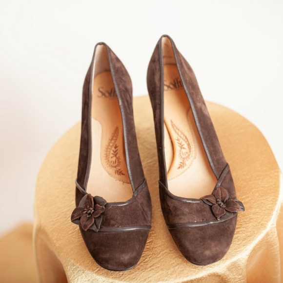 Sofft brown suede heels size 11 - Picture 6 of 6
